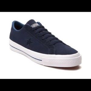 Converse - NWT One Star Canvas OX